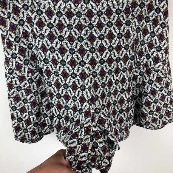 Hollister- cozy summer time relaxed shorts size: S - Picture 4 of 9